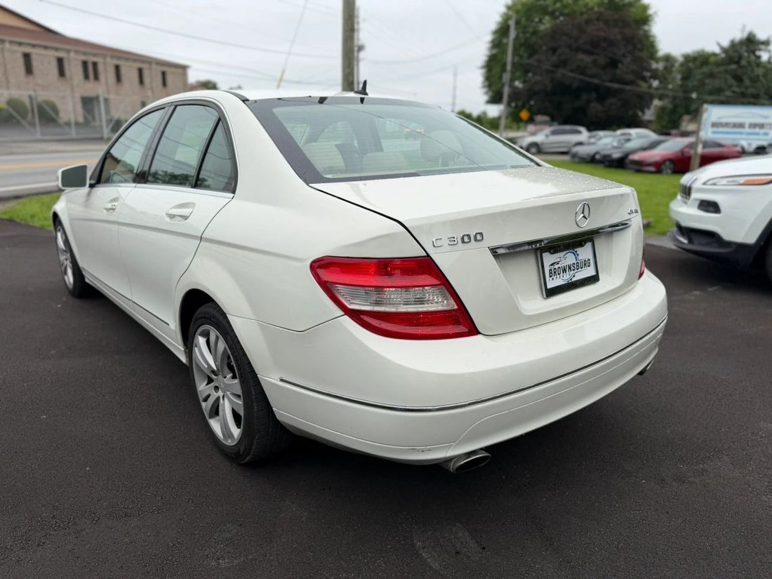 Sedan in Indianapolis, IN, United States 4 - 18314658
