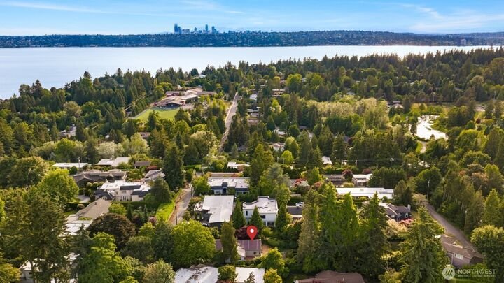 House in Medina, Washington, United States 2 - 18315645