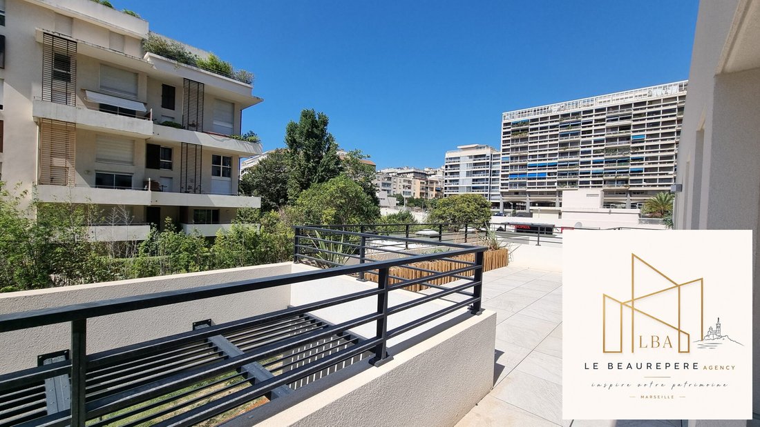 Apartment in Vieille Chapelle, 8e Arrondissement, Marseille 1 - 15704097