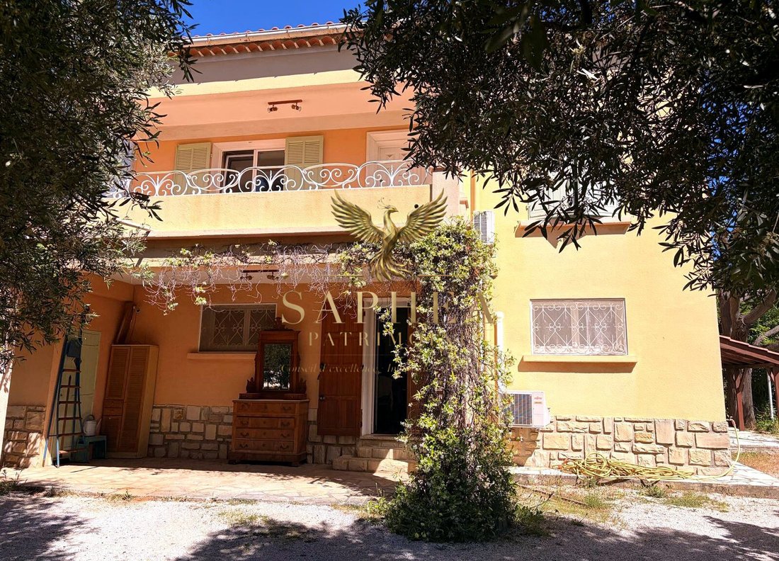 House in Sanary-sur-Mer, Provence-Alpes-Côte d'Azur, France 5 - 18315520