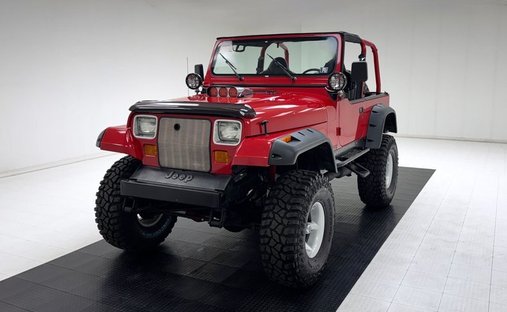 350ci 4bbl V8/Edelbrock Heads/5-Speed Manual/3" Body Lift/lBikini &amp; Full Tops in Morgantown, United States 1