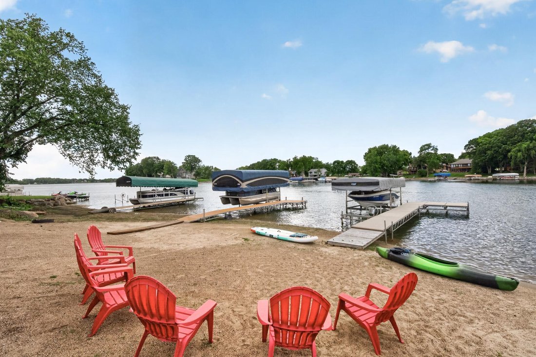 House in Prior Lake, Minnesota, United States 2 - 18316339