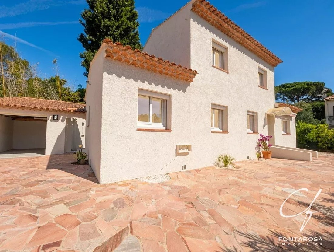 House in Le Capet, Sainte-Maxime, France 3 - 17784909