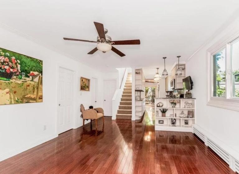 House in New York, New York, United States 5 - 18316583