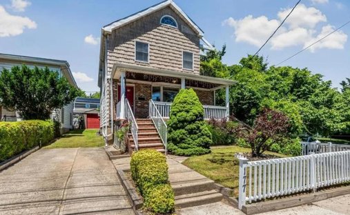 House in New York, New York, United States 1