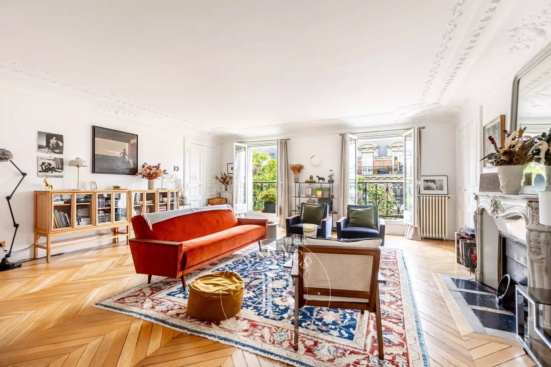 Apartment in Invalides, Paris 7e Arrondissement, Paris 2 - 18316501