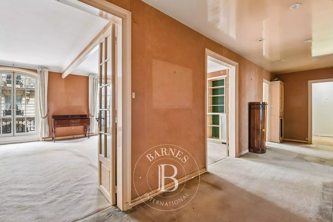 Apartment in Gros Caillou, Paris 7e Arrondissement, Paris 3 - 18316517
