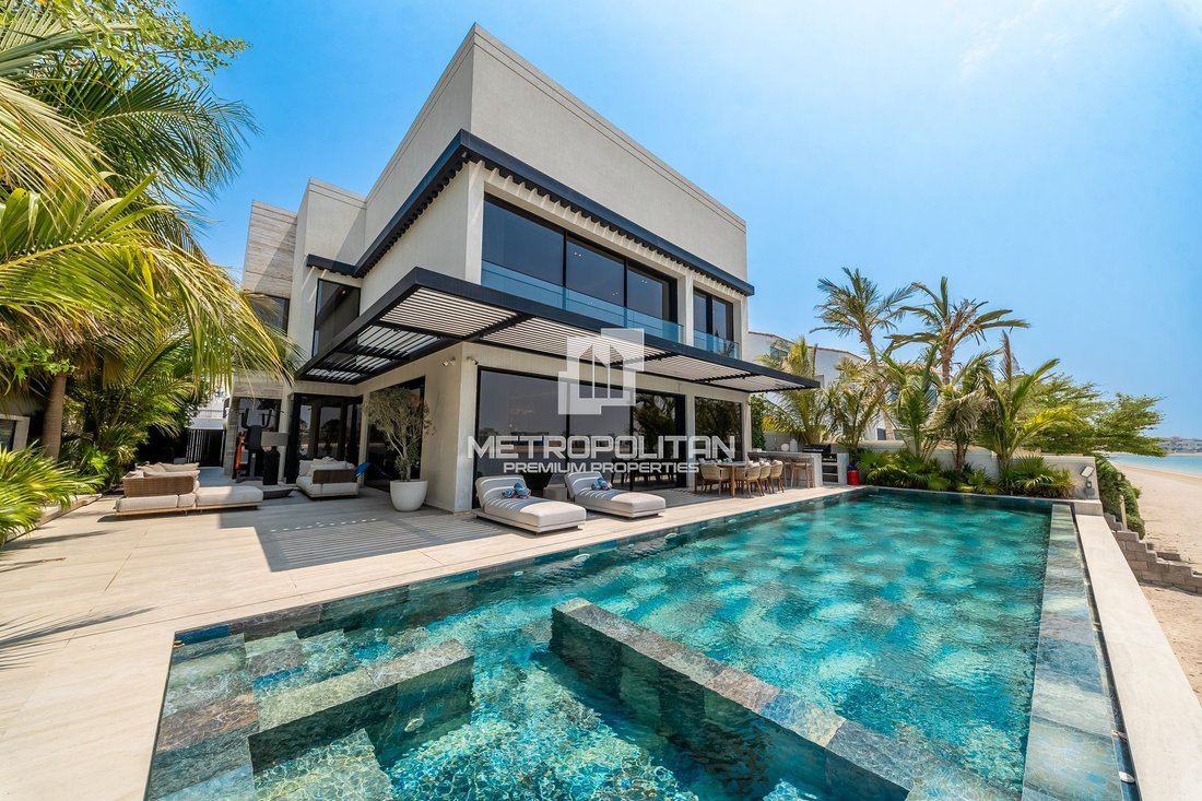 Villa in Palm Jumeirah, Dubai, United Arab Emirates 1 - 18316534