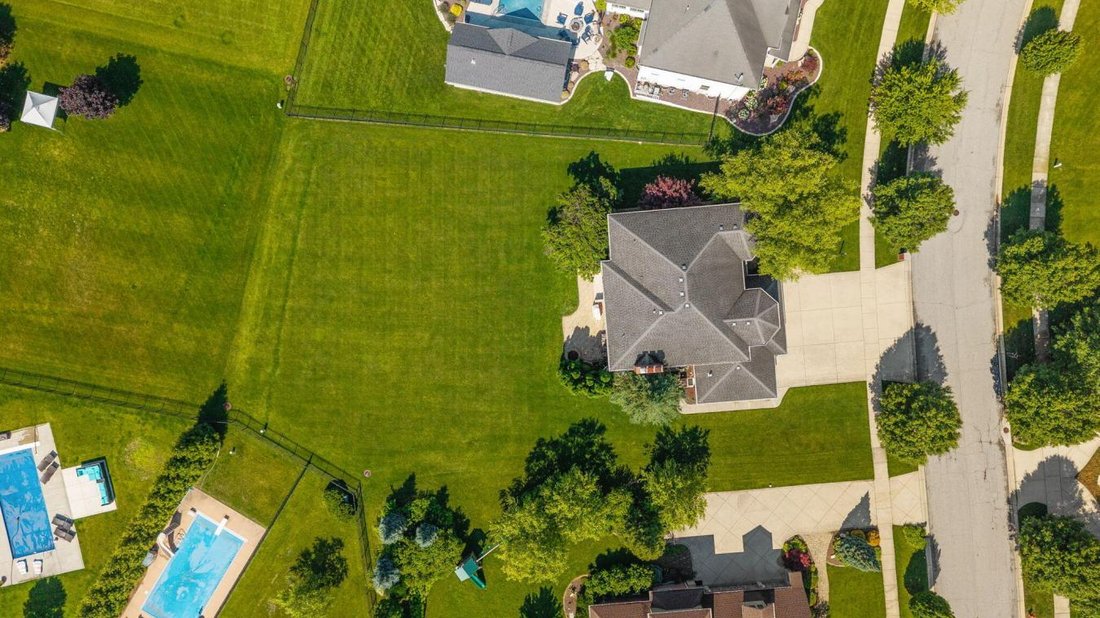 House in Crown Point, Indiana, United States 5 - 18316777