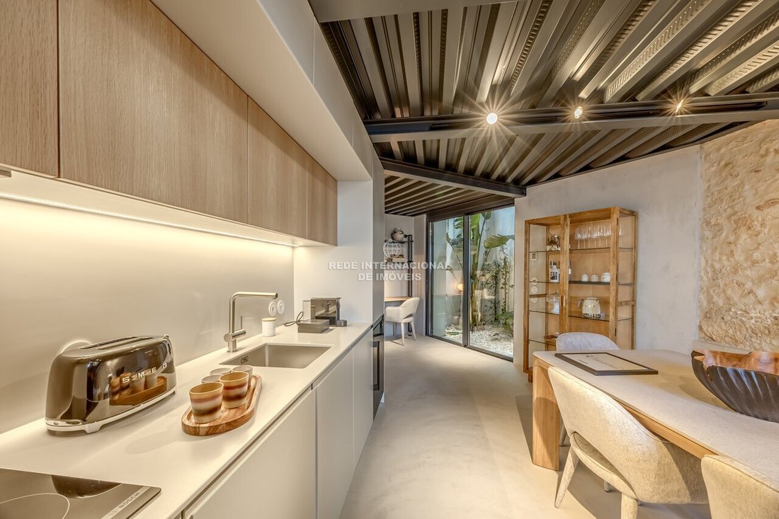 Apartment in Campolide, Lisbon, Portugal 2 - 17964299
