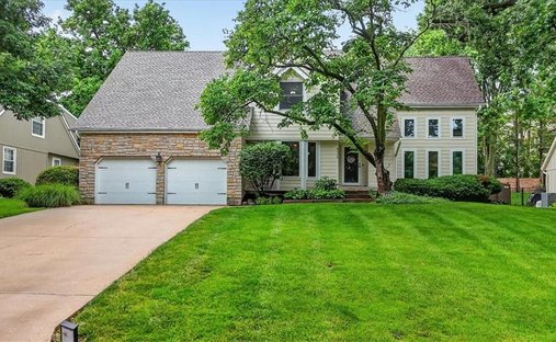 House in Lenexa, Kansas, United States 1