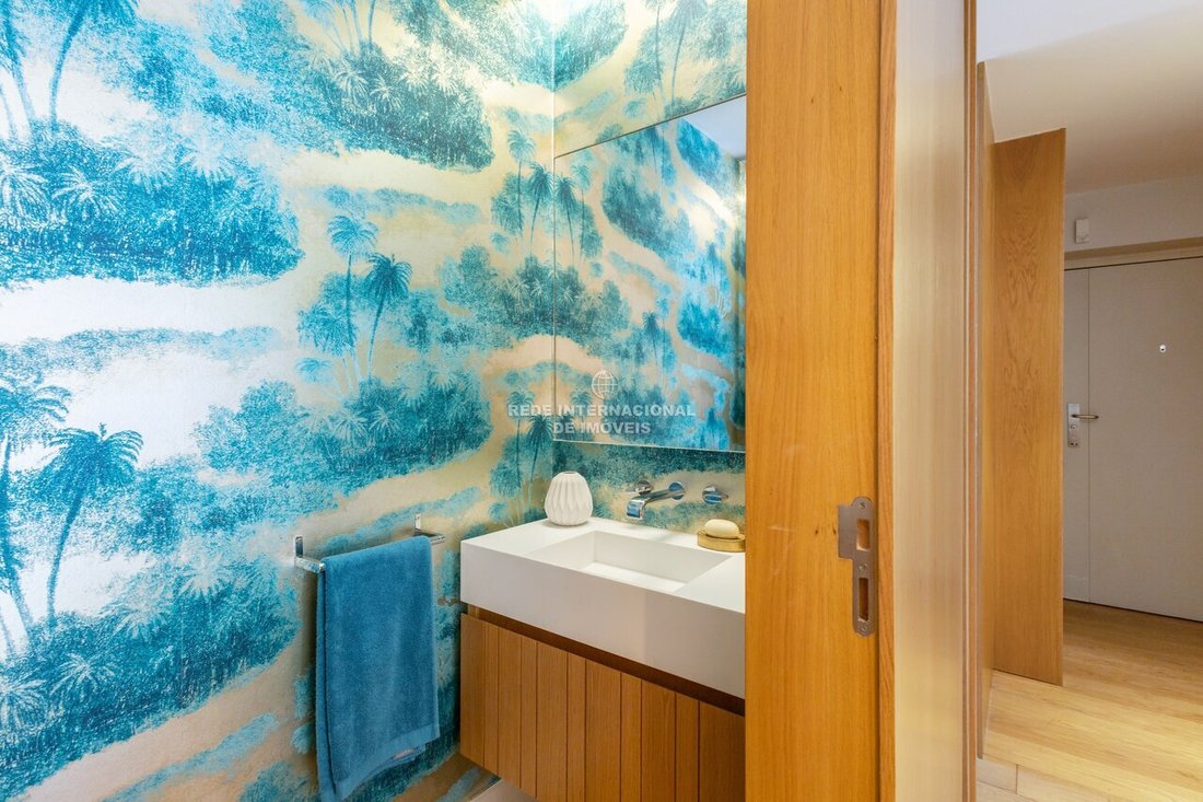 Apartment in Santo Antonio, Lisbon, Portugal 5 - 17642552