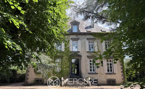 House in Blanzat, Auvergne-Rhône-Alpes, France 1