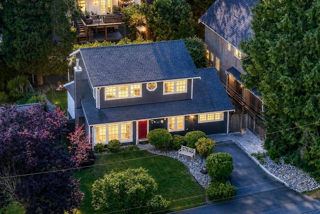 House in Surrey, British Columbia, Canada 1 - 18020507