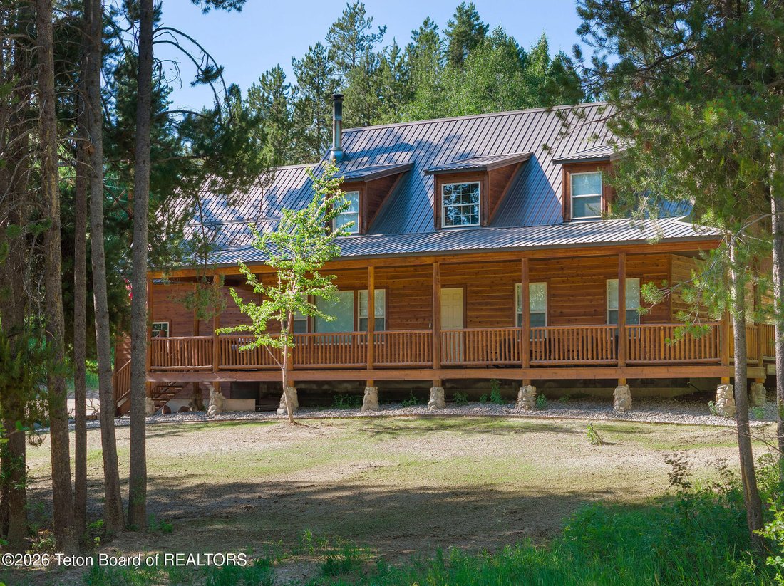 House in Alpine, Wyoming, United States 4 - 18133299