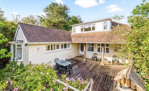 Bungalow in Storrington, England 1