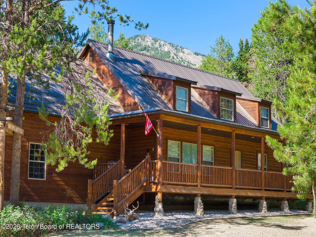 House in Alpine, Wyoming, United States 1 - 18133299