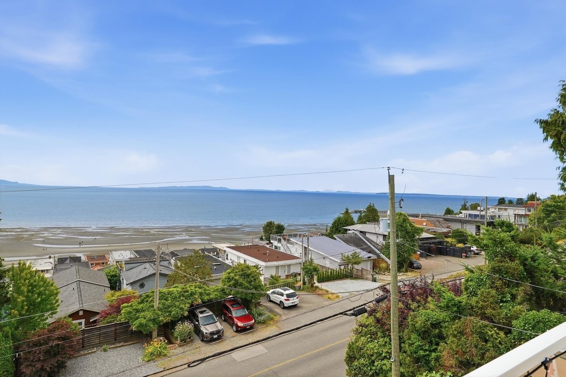 House in White Rock, British Columbia, Canada 2 - 18316719