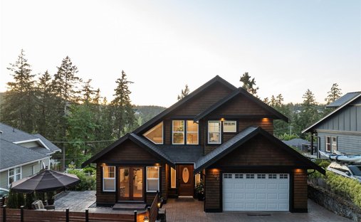 House in View Royal, British Columbia, Canada 1