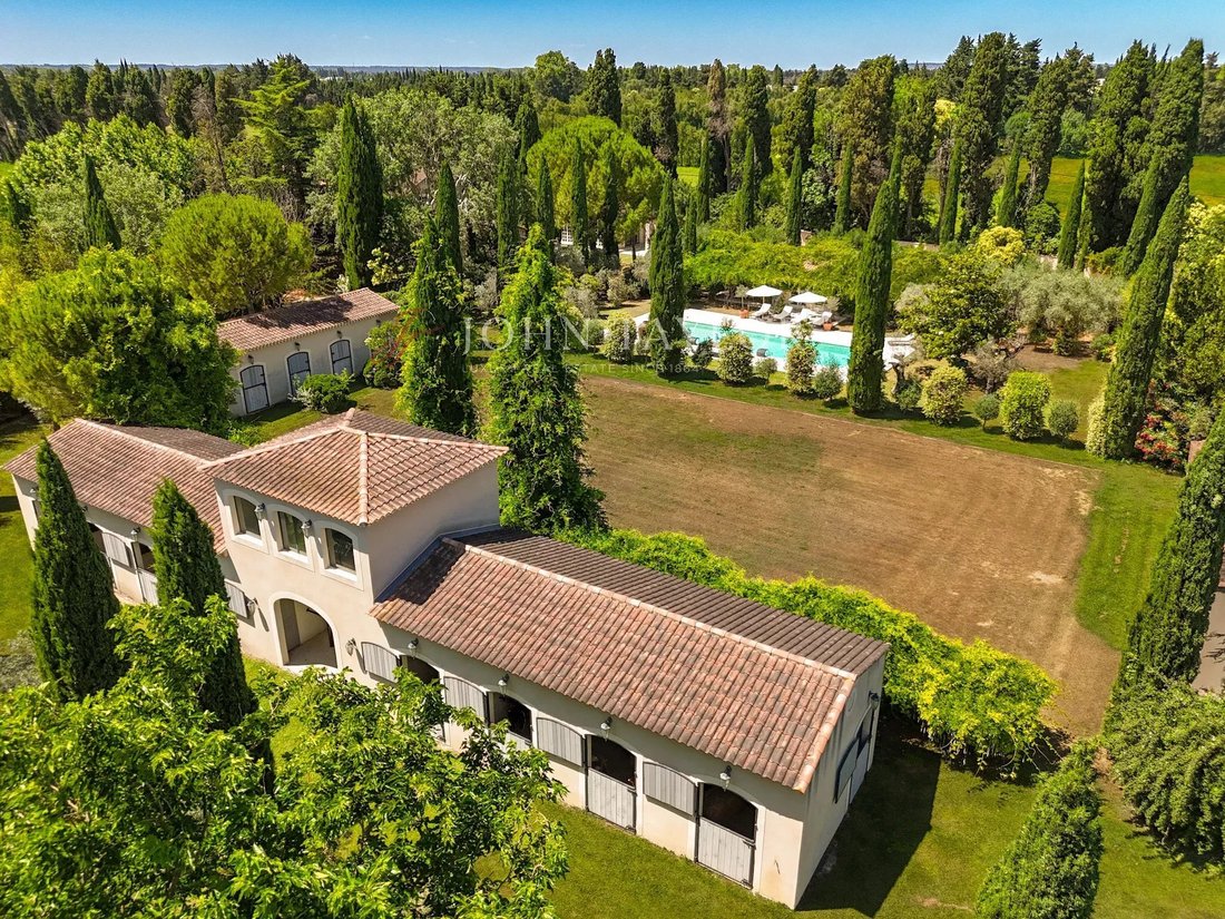 Domaine à Eygalières, Provence-Alpes-Côte d'Azur, France 1 - 18316685