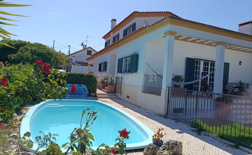 Villa in Sesimbra (Castelo), Setubal, Portugal 1