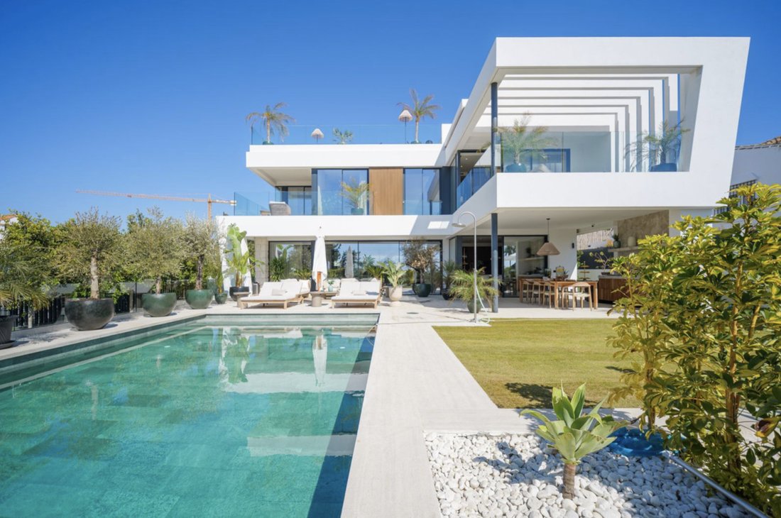 Villa in Elviria-Cabopino, Marbella, Spain 2 - 17477461