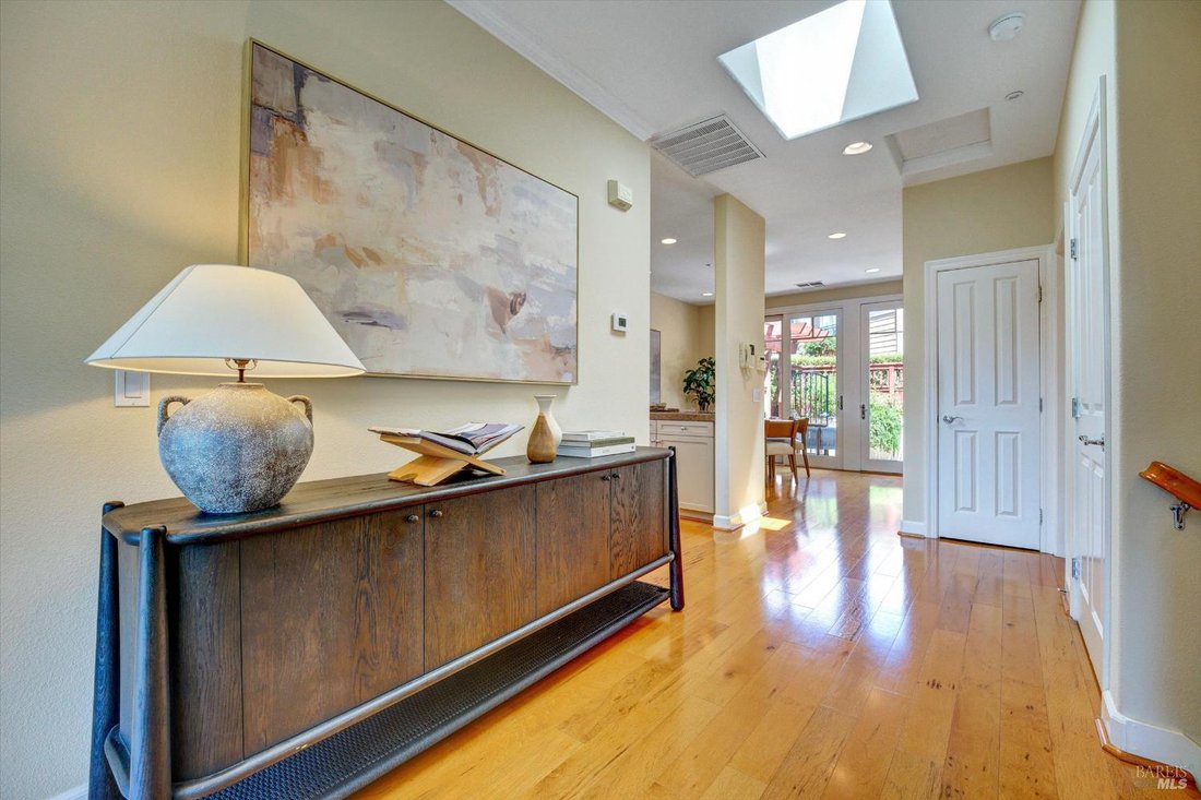 Condo in Tiburon, California, United States 5 - 18316691