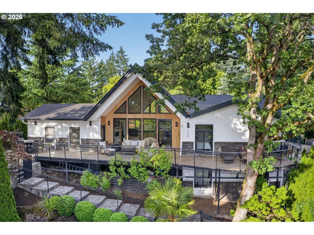 House in Lake Oswego, Oregon, United States 2 - 18316890
