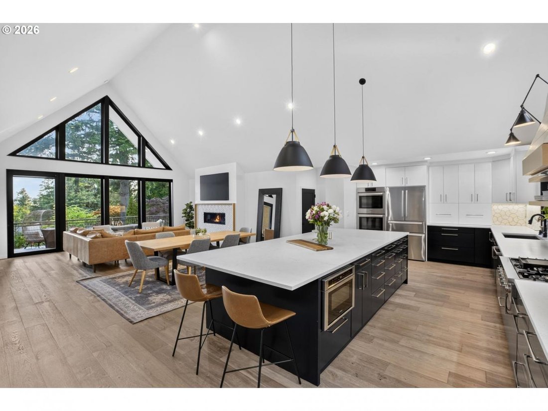 House in Lake Oswego, Oregon, United States 4 - 18316890