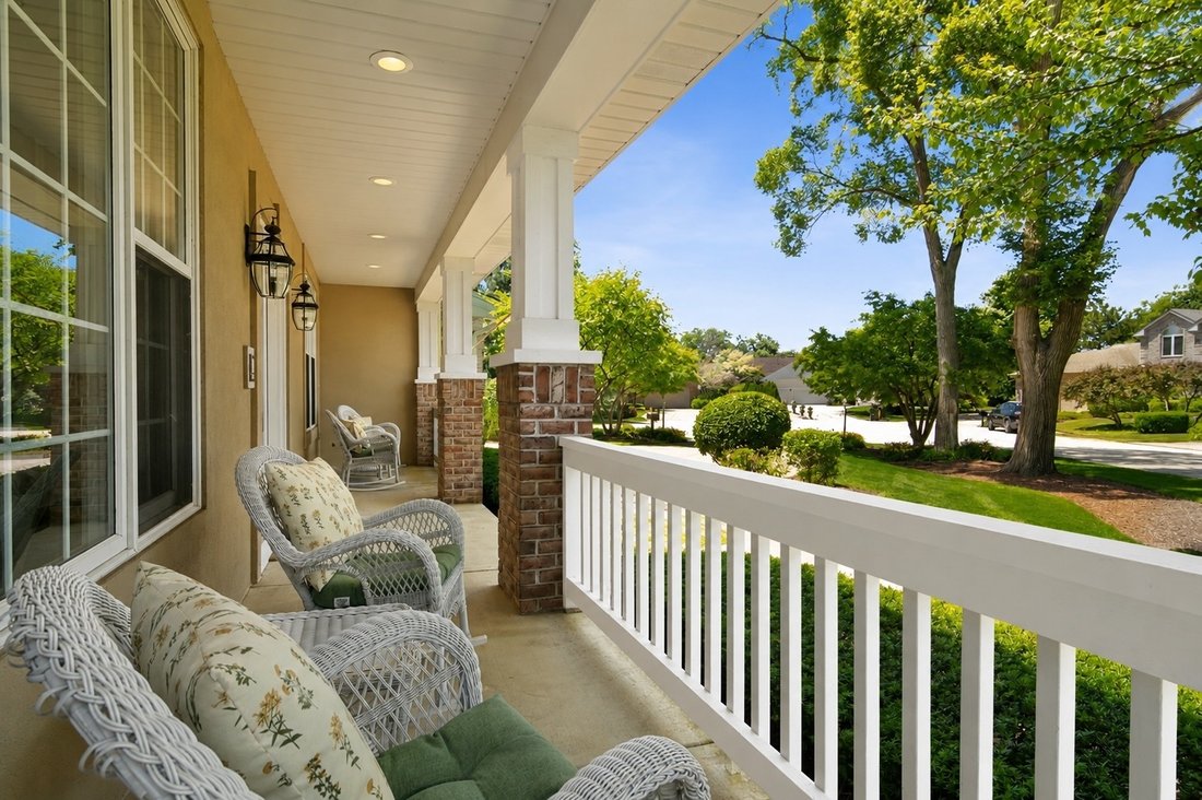 House in Wheeling, Illinois, United States 4 - 18317023