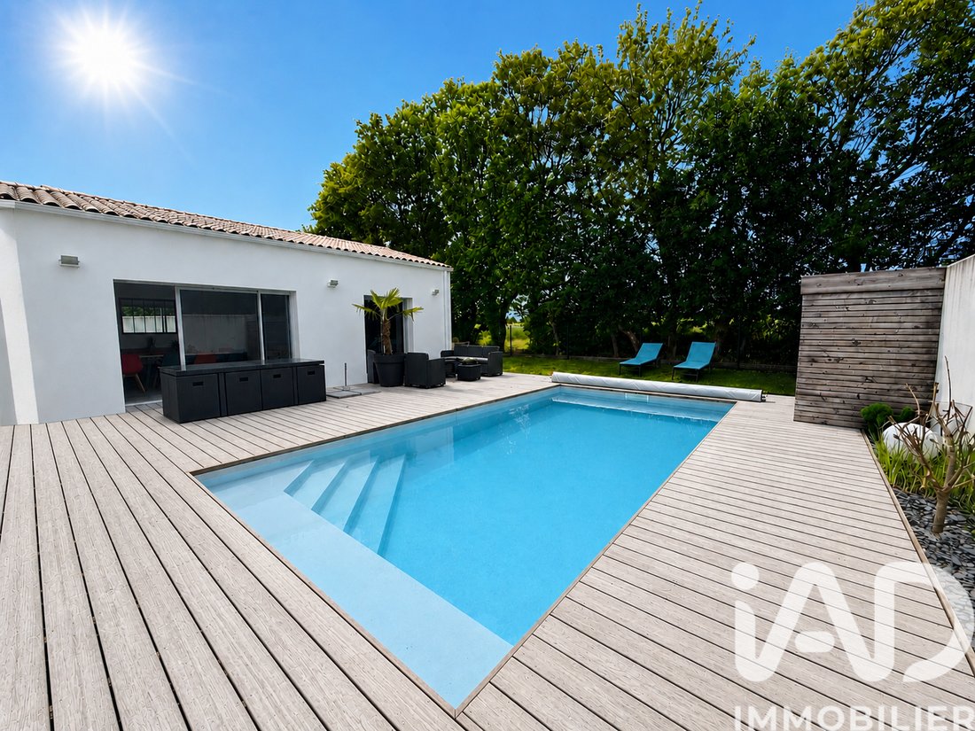 House in Salles-sur-Mer, Nouvelle-Aquitaine, France 2 - 17911153