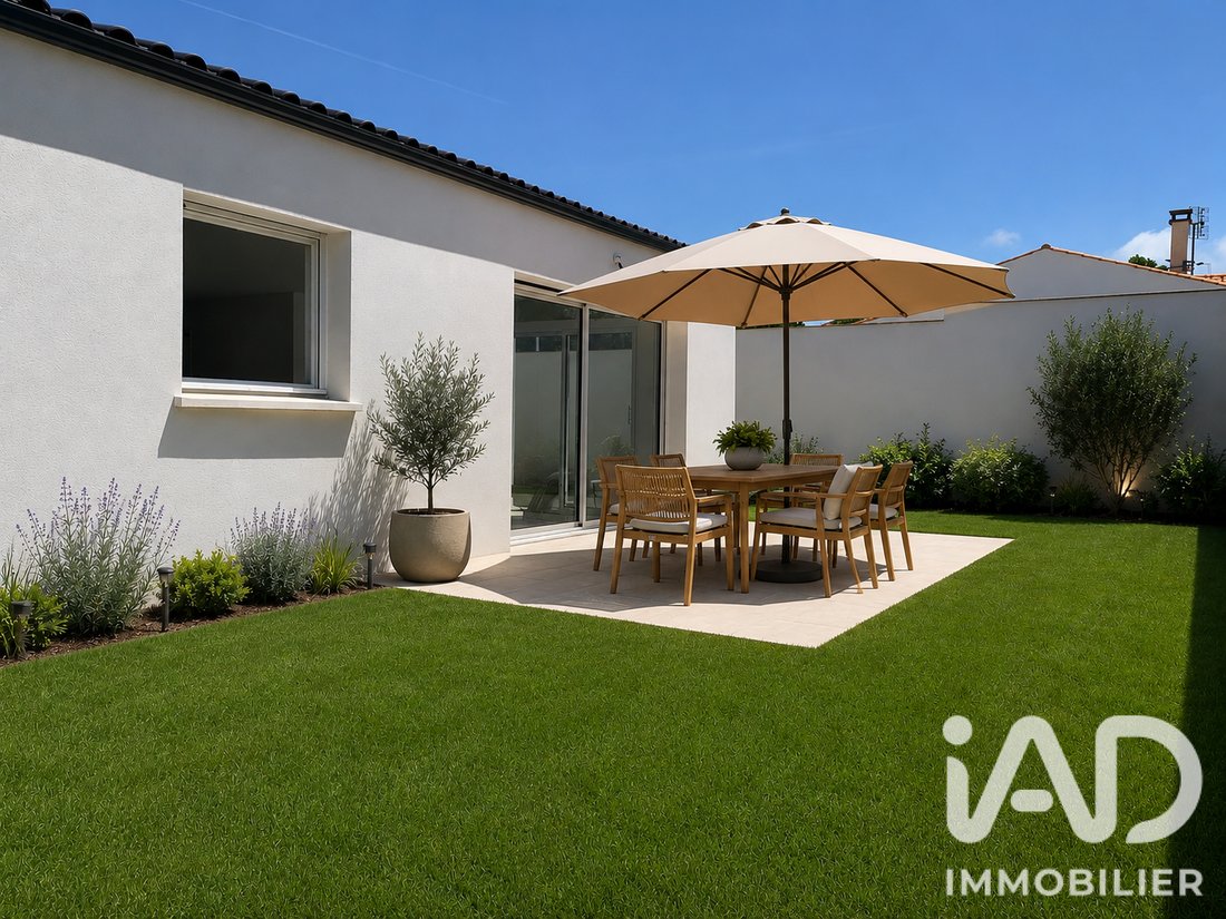 House in Vaux-sur-Mer, Nouvelle-Aquitaine, France 1 - 16018351