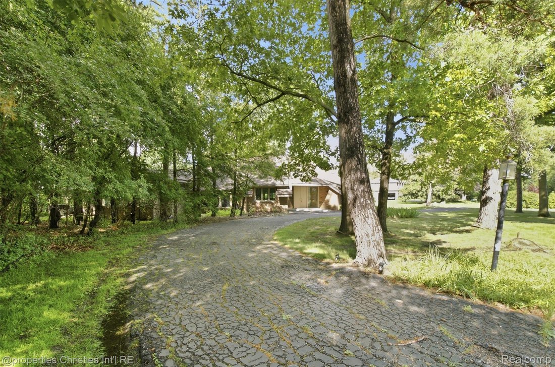 Land in Beverly Hills, Michigan, United States 5 - 18316947