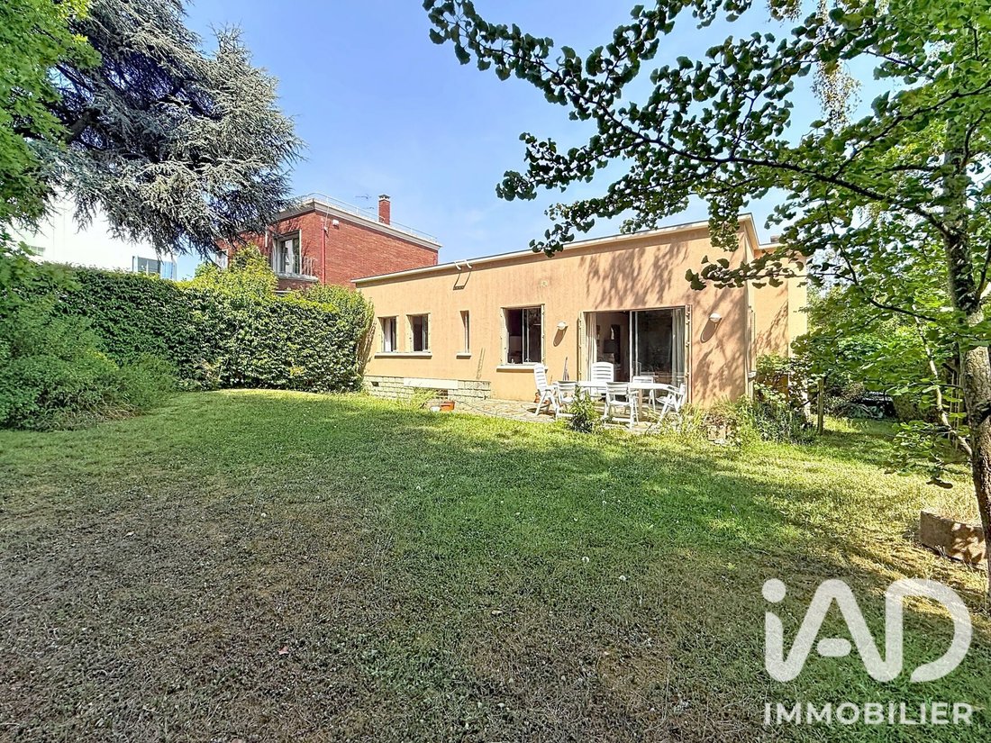 House in Parc de Sceaux, Sceaux, France 1 - 18120701