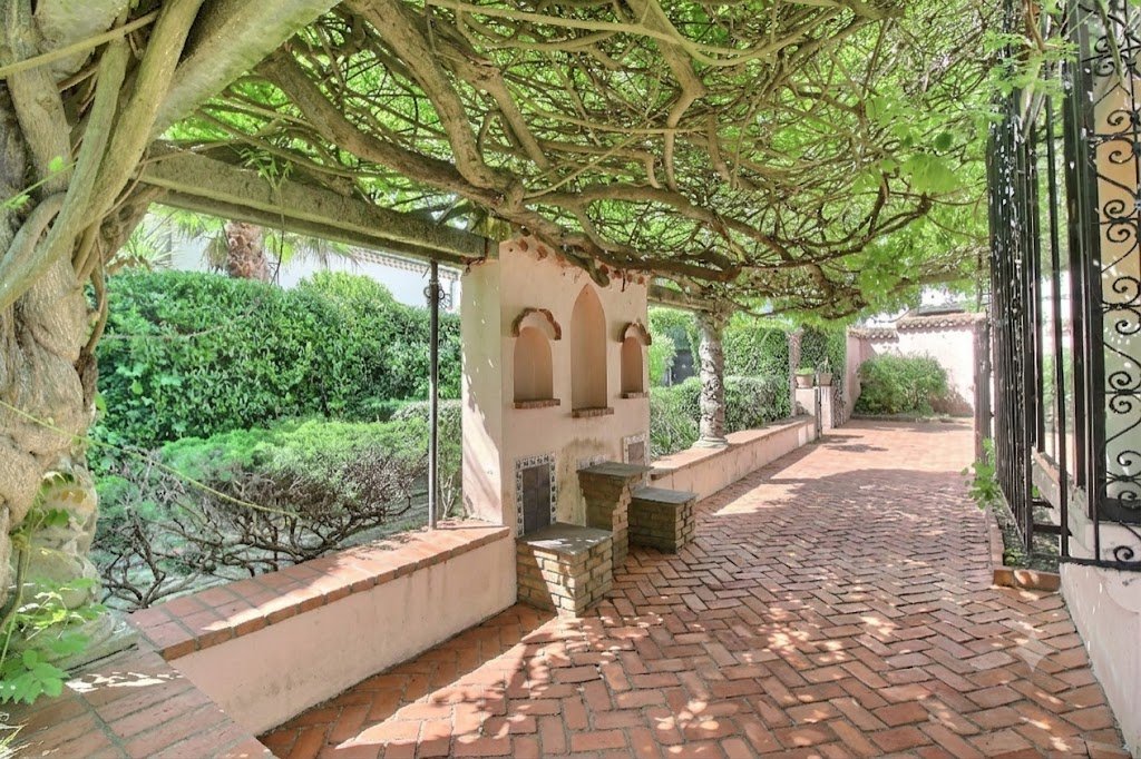 Villa in Biarritz, Nouvelle-Aquitaine, France 2 - 16975651