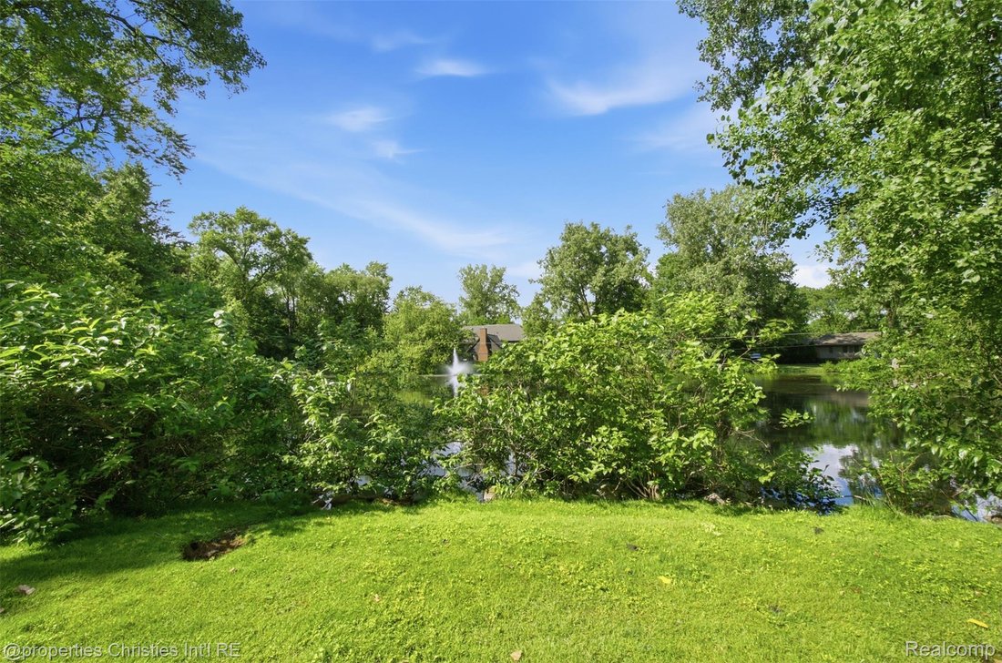 Land in Beverly Hills, Michigan, United States 4 - 18316947