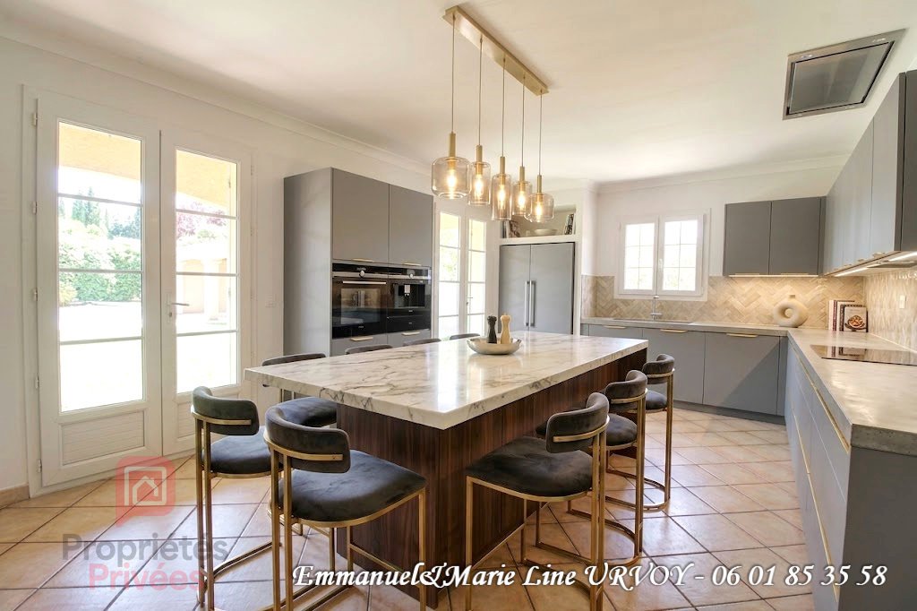 Villa in Graveson, Provence-Alpes-Côte d'Azur, France 4 - 17918668