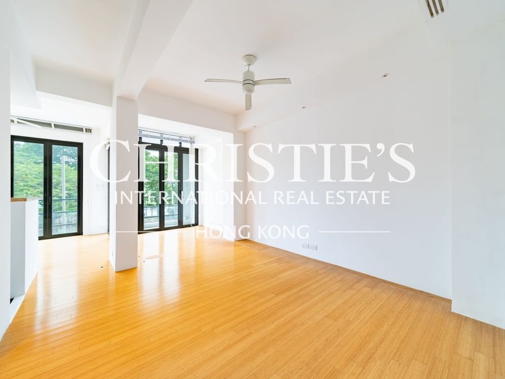 Apartment in Hong Kong, Hong Kong 3 - 15436765