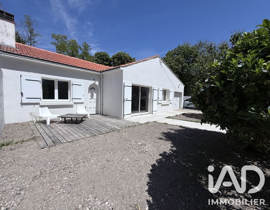 House in L'Houmeau, Nouvelle-Aquitaine, France 2 - 17884714