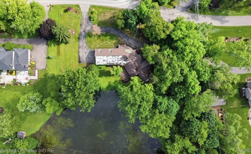 Land in Beverly Hills, Michigan, United States 1