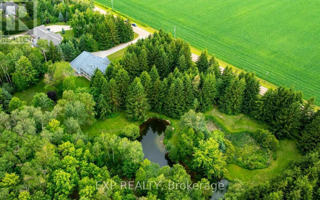 House in Grand Valley, Ontario, Canada 3 - 18316891
