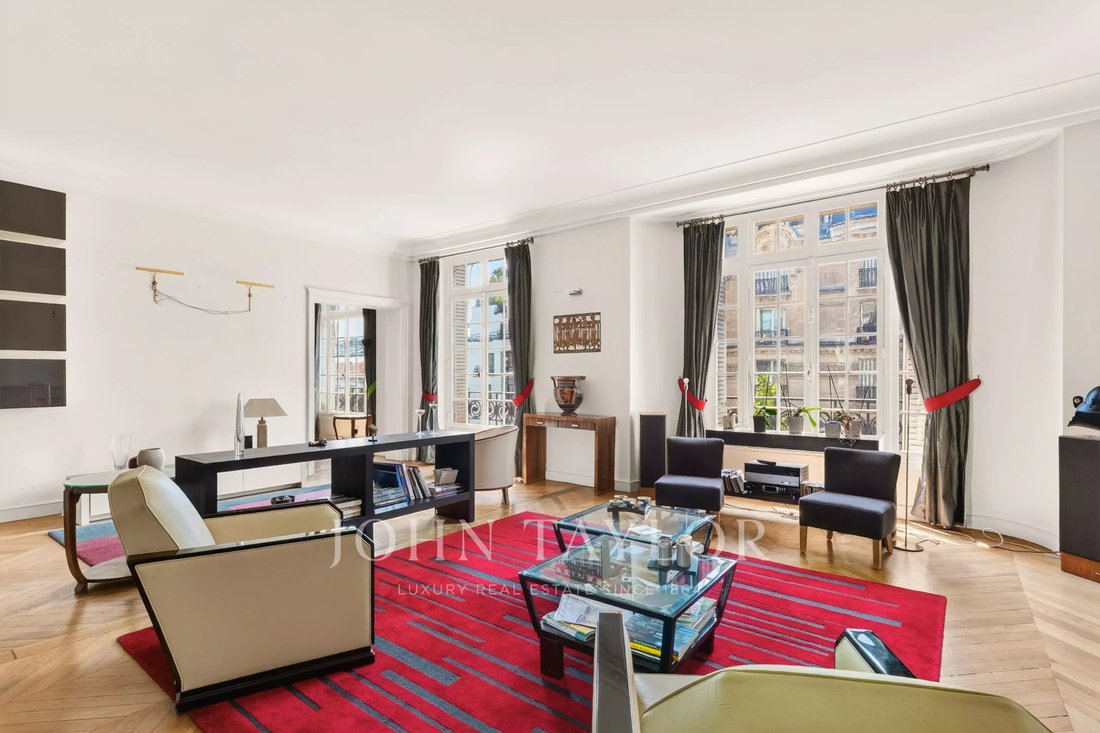 Apartment in Odéon, Paris 6e Arrondissement, Paris 4 - 18317129