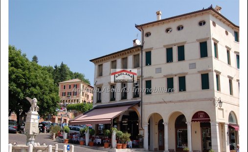 Estate in Asolo, Veneto, Italy 1