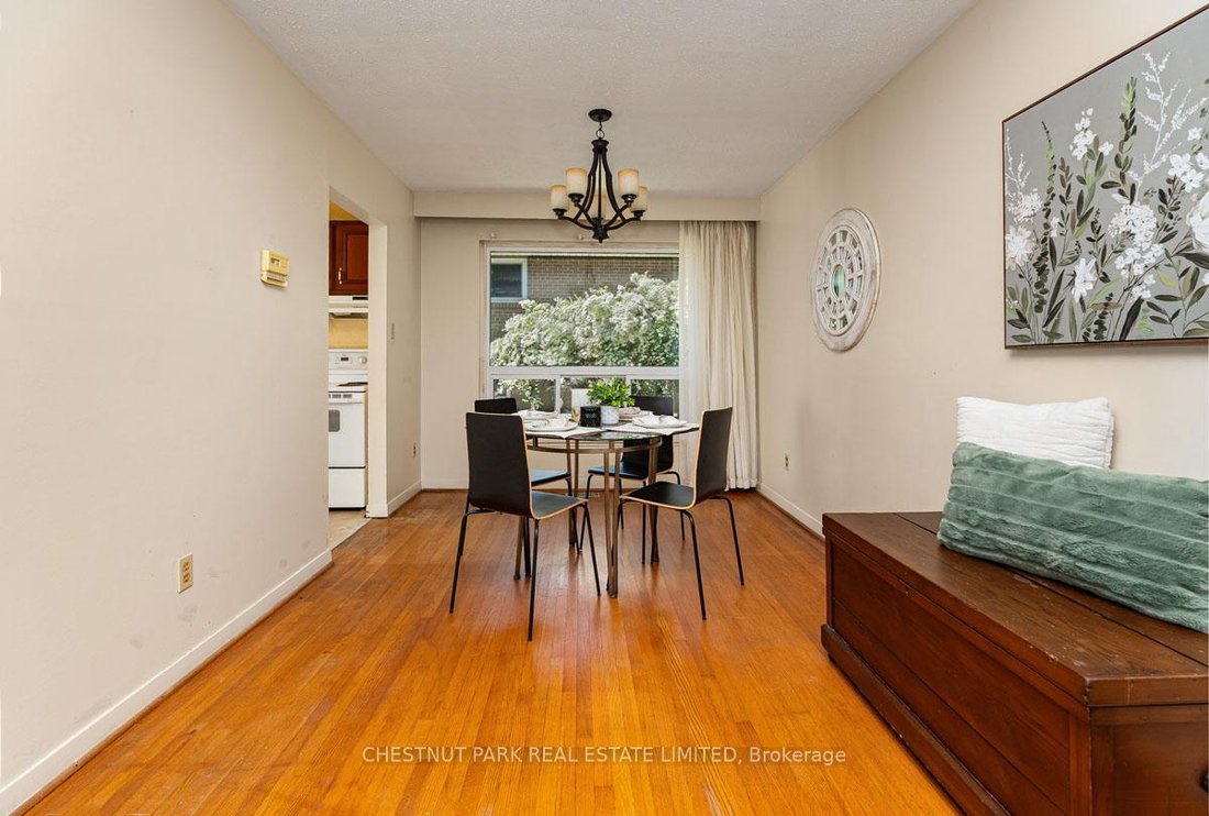 House in Toronto, Ontario, Canada 5 - 18317007