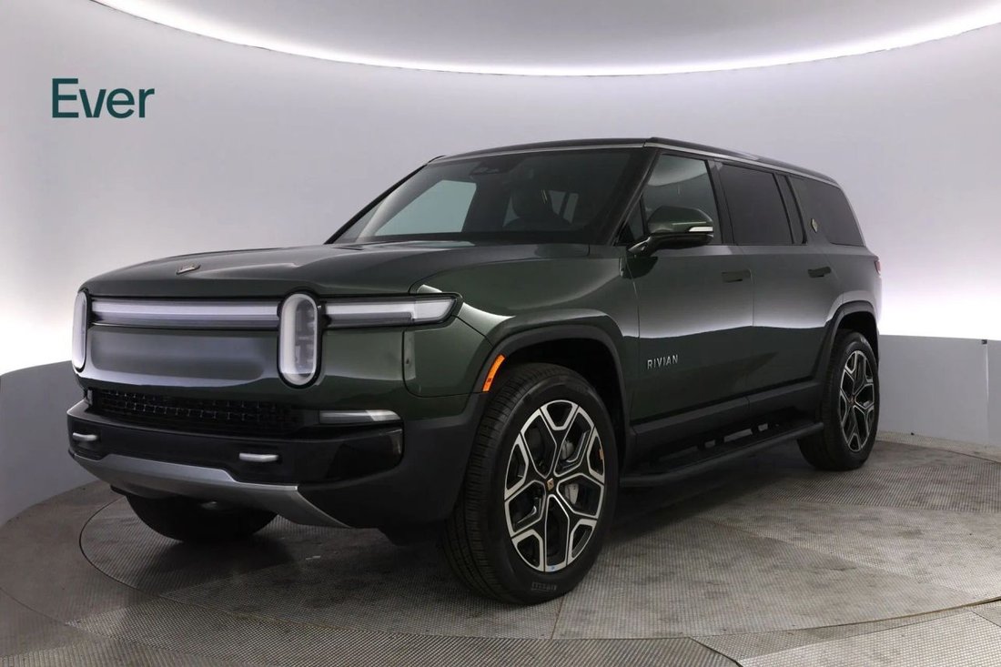 Suv in San Francisco, CA, United States 2 - 17927579