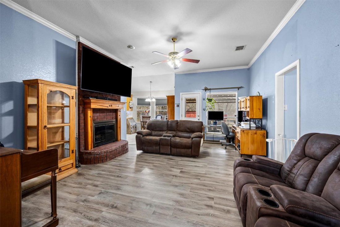 House in Poolville, Texas, United States 4 - 18316893