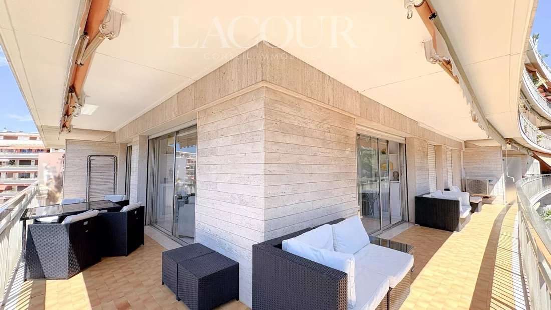 Apartment in La Source, Cannes, France 1 - 18160752