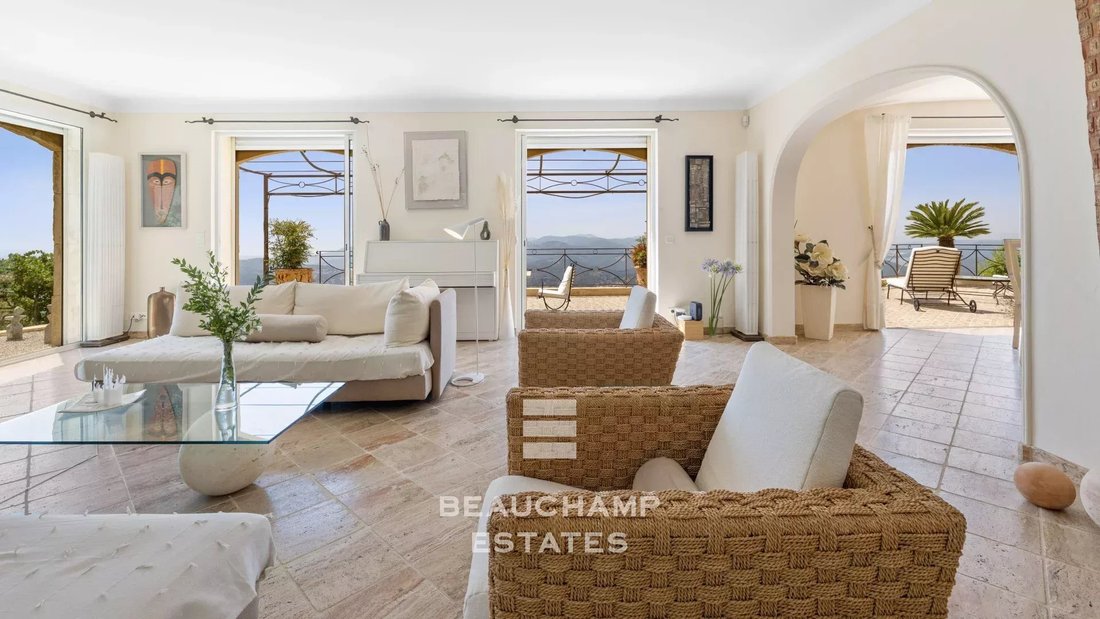 Villa in Spéracèdes, Provence-Alpes-Côte d'Azur, France 4 - 18317036