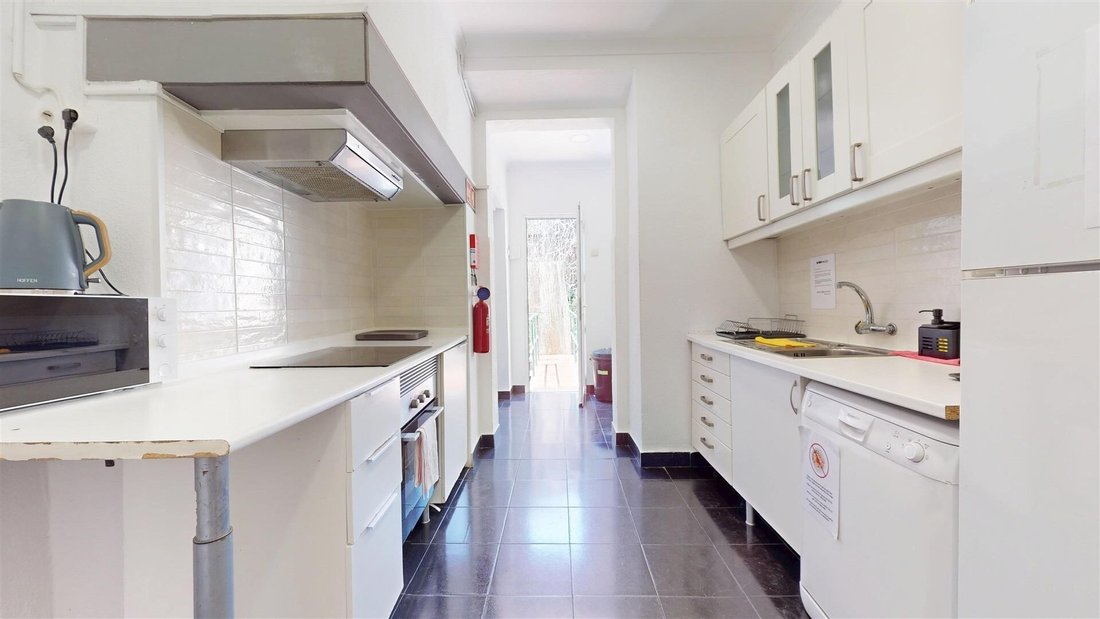 Apartment in Ajuda, Lisbon, Portugal 3 - 18316822