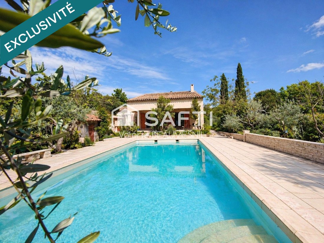 House in Bagnols-en-Forêt, Provence-Alpes-Côte d'Azur, France 5 - 17943249